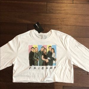 Friends long sleeve cropped tee